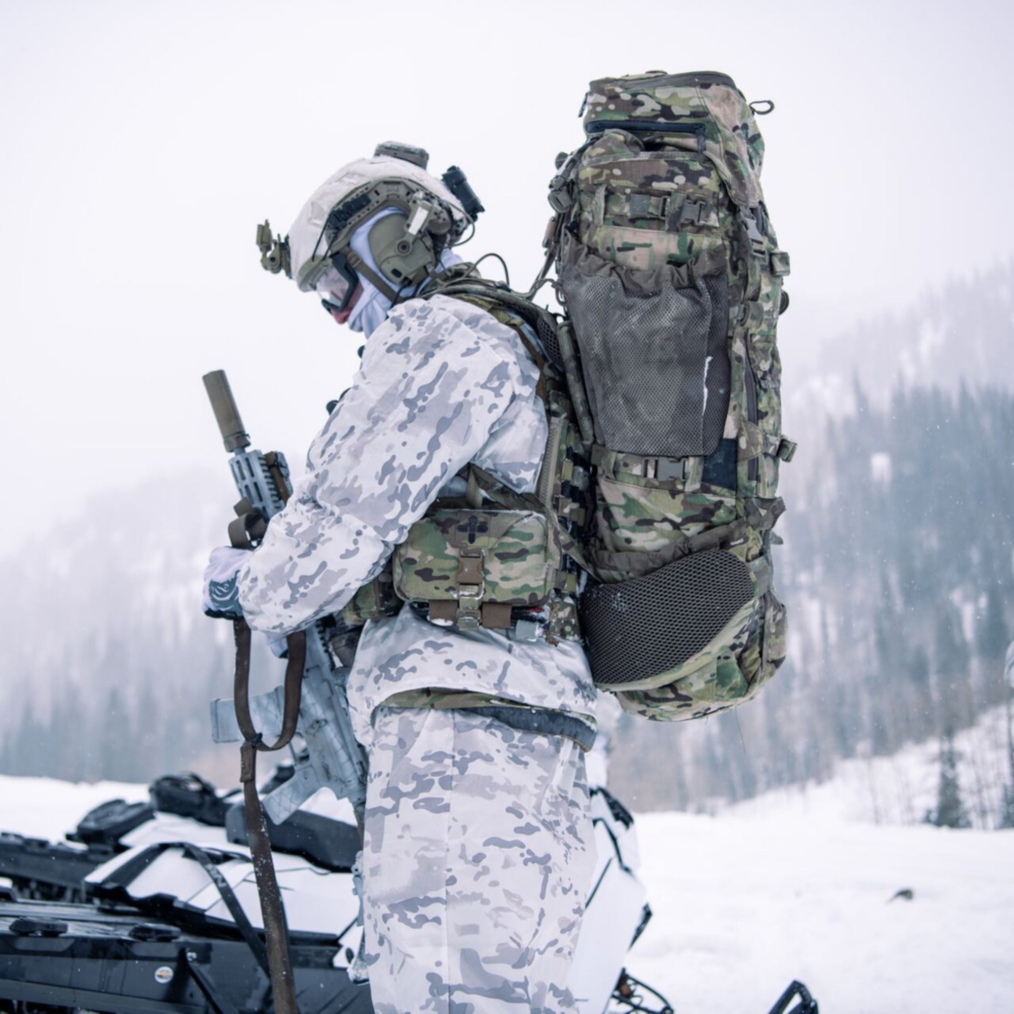 Eberlestock Battleship | 99.9 Liters | Mountaineering Style Backpack