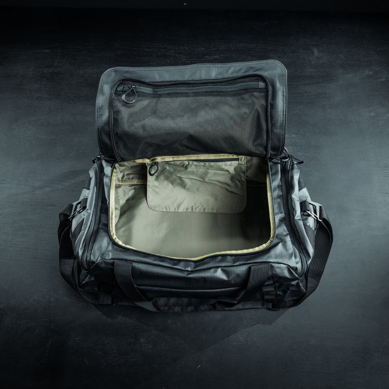 Eberlestock Hyllus Duffel | Ultra-Durable & Water Resistant w/ Internal & External Pockets