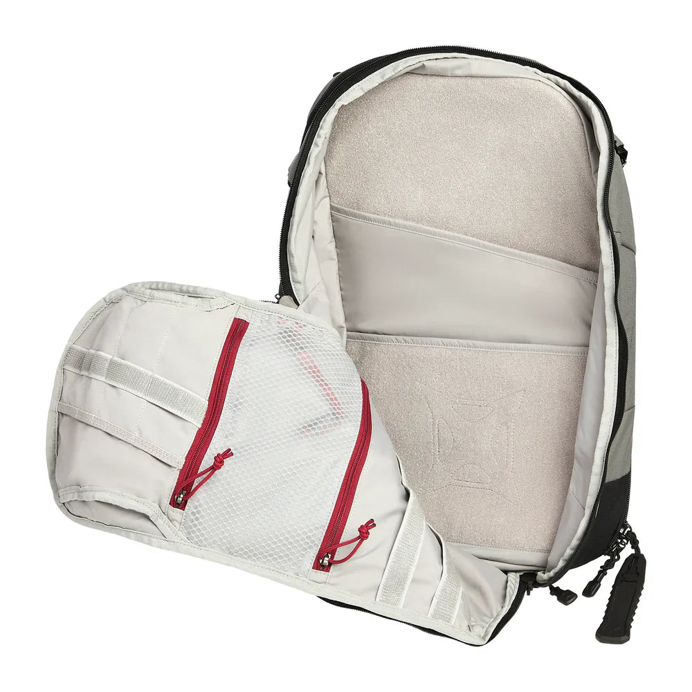 Vertx Gamut 22L Sling | Fits 15" Laptop & 20" CCW | Travel-Friendly